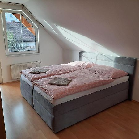 Apartman Chiarita Nemšová Kültér fotó
