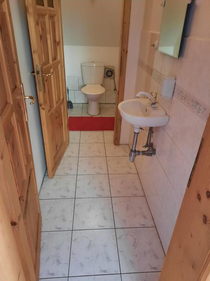 Apartman Chiarita Nemšová Kültér fotó
